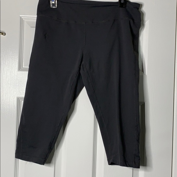 Zella Crop Leggings - Picture 1 of 8